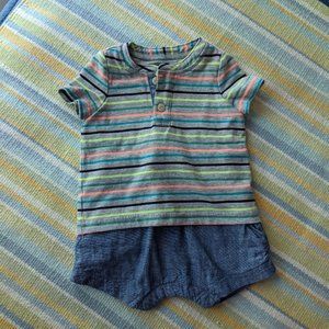 ⭐ Baby GAP Striped short outfit size 0-3 m